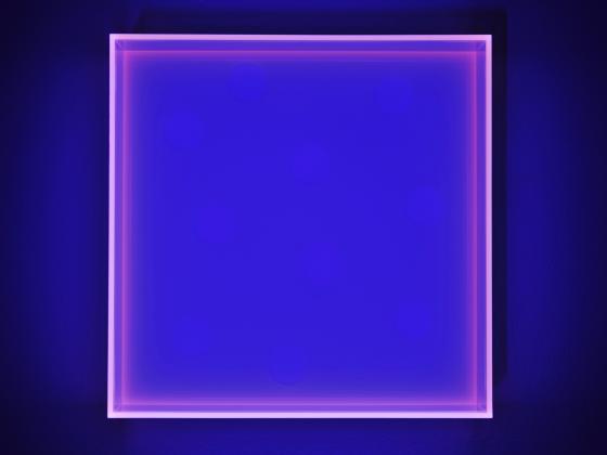 Reproduction of Regine Schumann's work "color glow"