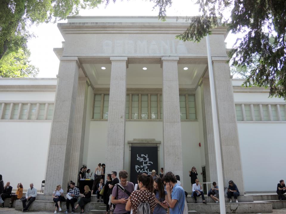 Der Besuch der Biennale in Venedig verlangt einige Smalltalk-Skills