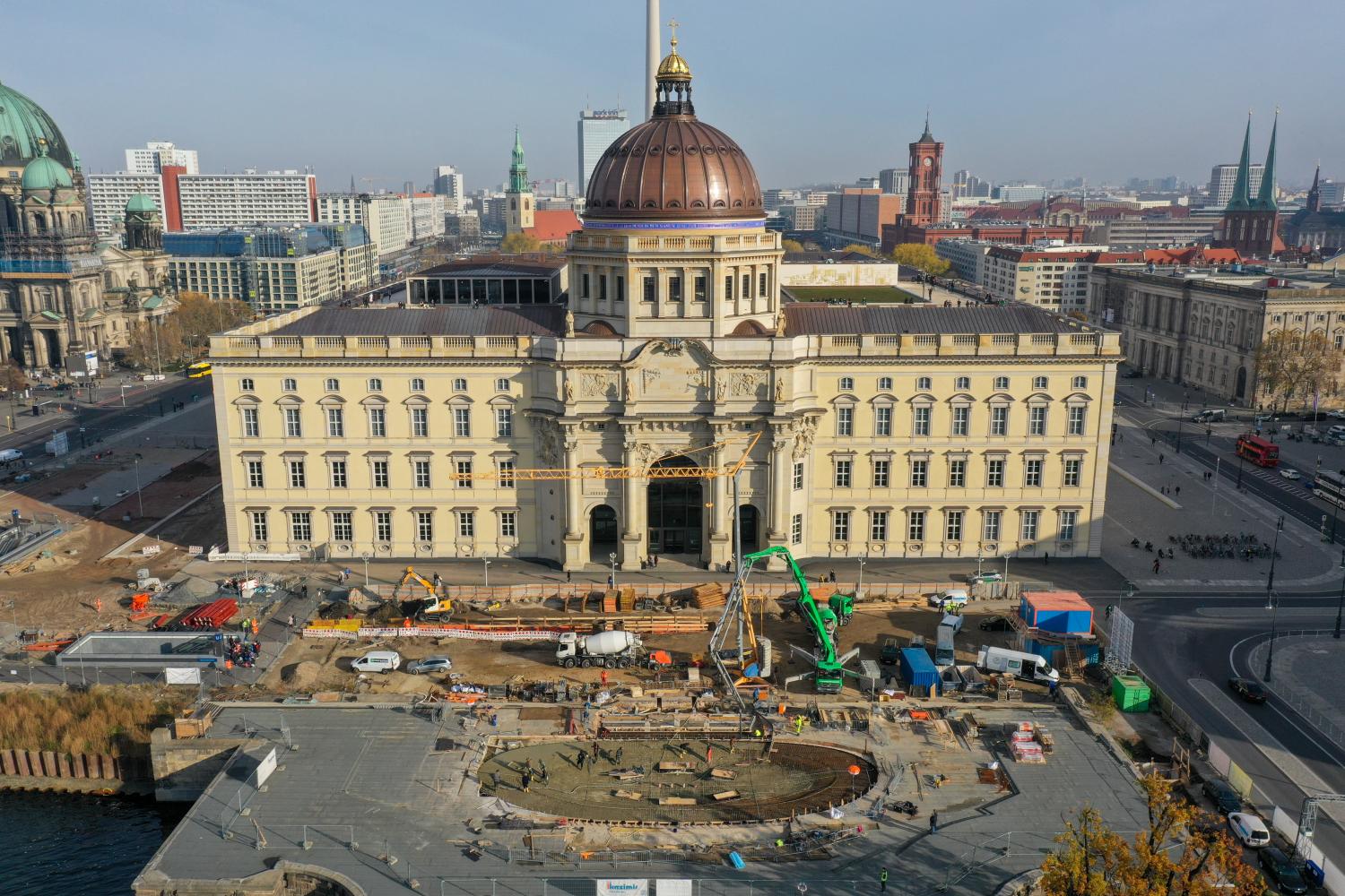 Baustelle des Freiheits- und Einheitsdenkmals am Humboldt Forum in Berlin